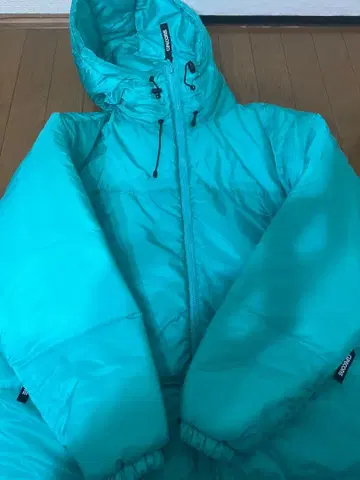 컵 앤 콘 퍼프 재킷 사이즈 0