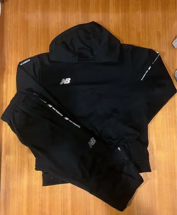 뉴발란스 브라 셋업