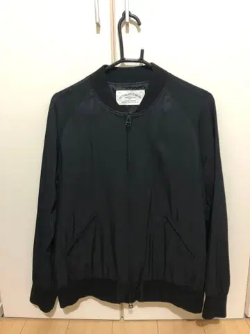 유나이티드 애로우즈 그린라벨 블랙 새틴 집업 자켓