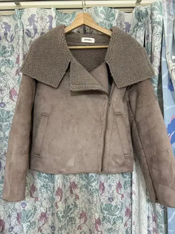 SNIDEL 서스티나블 무스탕 보아 자켓