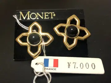 MONET 모네 크로스형 귀걸이