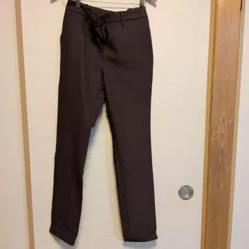 DESCENTE 브라운 슬림핏 팬츠 사이즈 L