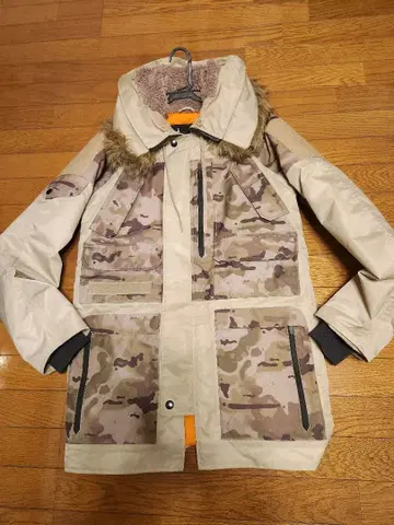 TRINITY XVI 카모플라쥬 밀리터리 자켓