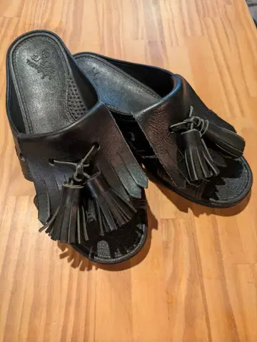 Vic bensan bench 벤산 태슬 블랙