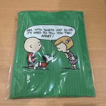 새상품 비오는날 밀크 토트백 PEANUTS 스누피