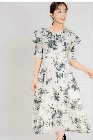 노엘라 프릴 플라워 원피스 S 사이즈 그레이