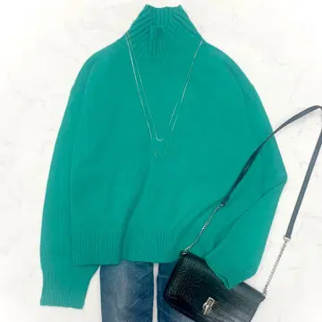새상품급 BEAUTY & YOUTH 하이넥 니트 그린 캐시미어 혼방