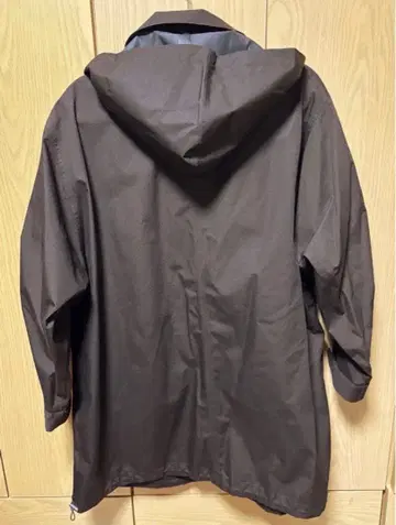 새상품급 유니클로 블록테크 코트 다크 브라운 M 사이즈