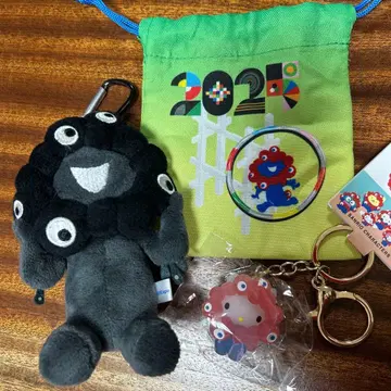 블랙 미야쿠미야쿠 카라비너 산리오 미야쿠미야쿠