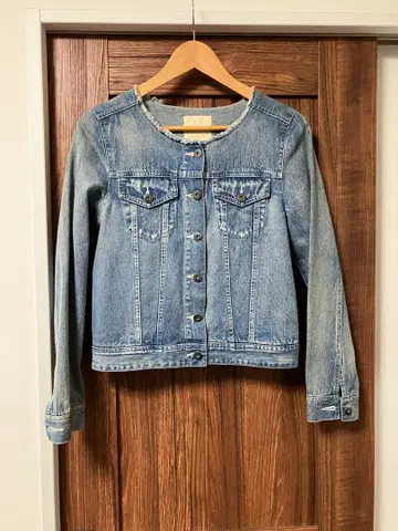 라이트 블루 데님 자켓