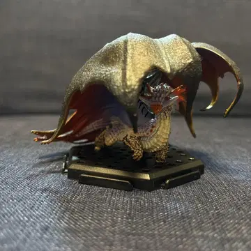 몬스터 헌터 몬헌 스탠다드 모델 네로미에르 피규어