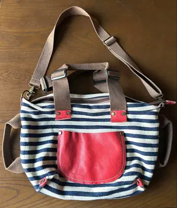 중고 보더 무늬 숄더백