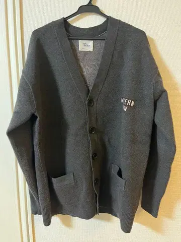 AP STUDIO 세인트 존스 서드 클럽 가디건