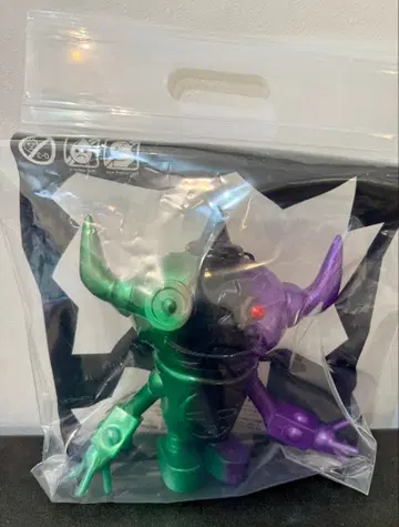 오타크림 x One-up 겟차리 로봇 소프트 비닐 고토 채색소