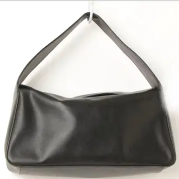 블랙 숄더백 심플한 디자인