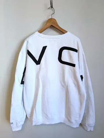 RVCA 루카 와펜 맨투맨 트레이닝복 속기모 자수 M