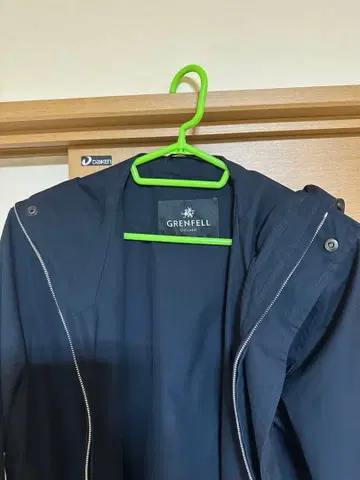 GRENFELL 다크 네이비 마운틴 파카