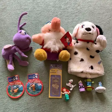 디즈니 굿즈 묶음 판매 버그 라이프 캐릭터 완구 세트