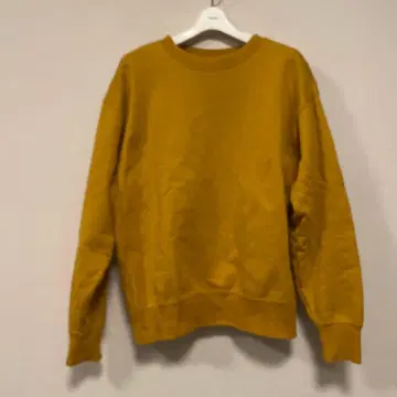 에이치 뷰티&유스 머스타드 트레이닝복