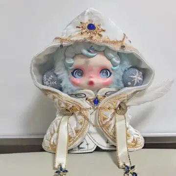 스컬팬더 옷 갈아입기 POPMART 새틴 후드티 화이트 컬러 3색 전개