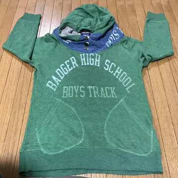 CUBE SUGAR 후드 부착 후드티 그린