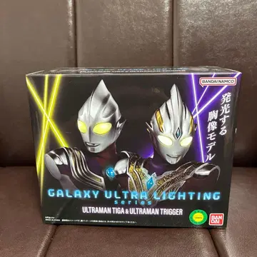 [ 새상품 미개봉 ] ( 발광 흉상 모델 ) 울트라맨 티가 & 트리거