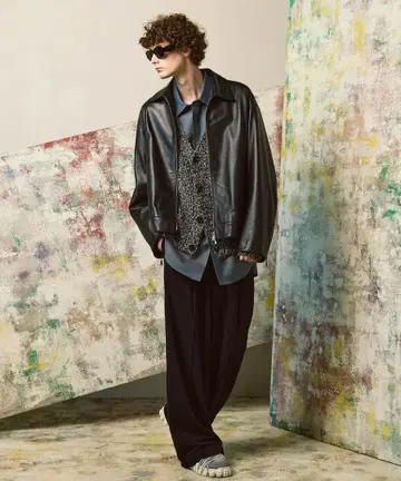 오버 사이즈 블랙 가죽 자켓