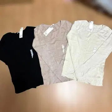 GU 와이드 리브 U넥 스웨터