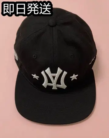 AEAE 블랙 자수 로고 야구 모자