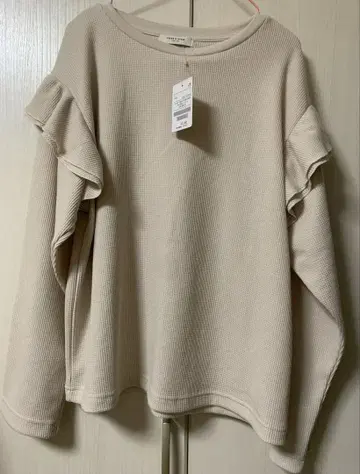 [택 포함 미사용 새상품] 프릭스스토어 와플 프릴 소매 풀오버