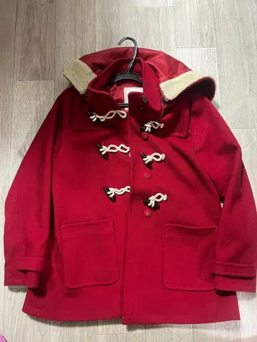 Lily Brown 빨간색 후드 부착 더플 코트