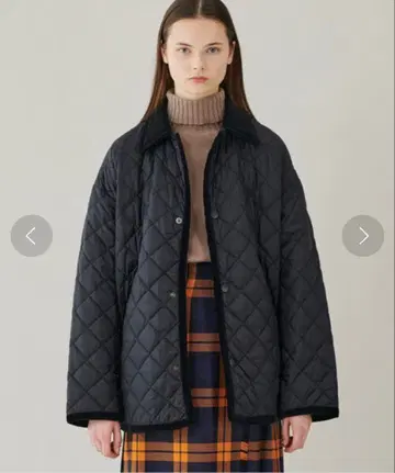 블랙 퀼팅 자켓 숏 오버 사이즈