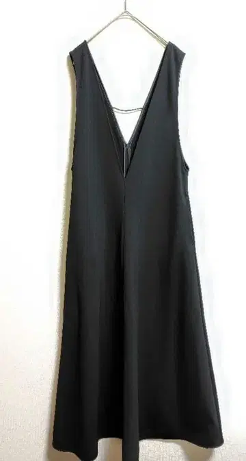 개럴개런트 플레어 오버롤 스커트 블랙