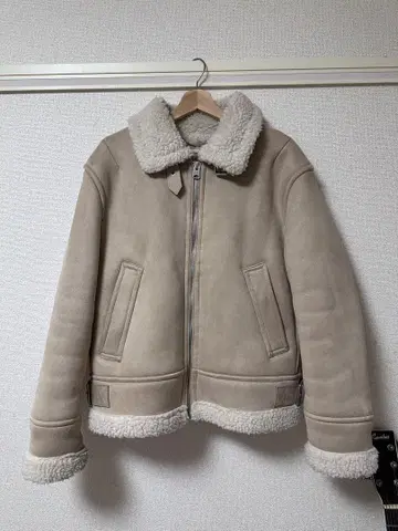 ZARA 무스탕 자켓 베이지