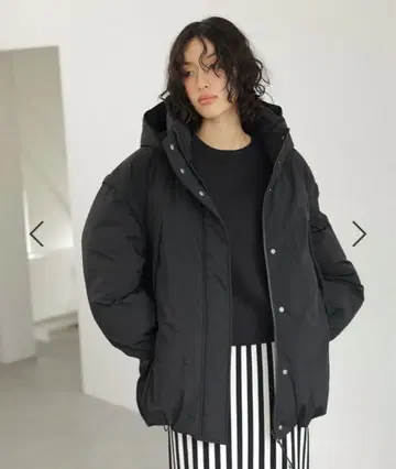 새상품 LEPSIM 에어써멀 멀티 WAY 후드 코트 BLACK