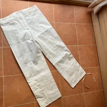 화이트 코튼 캐주얼