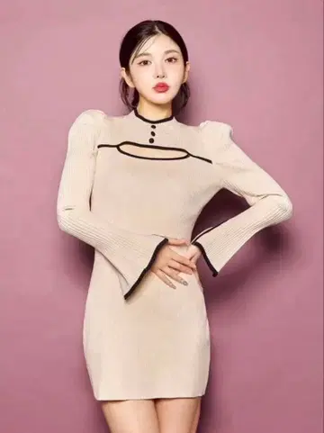 파이핑 버튼 니트 미니 원피스