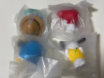 산리오 숨바꼭질 피규어