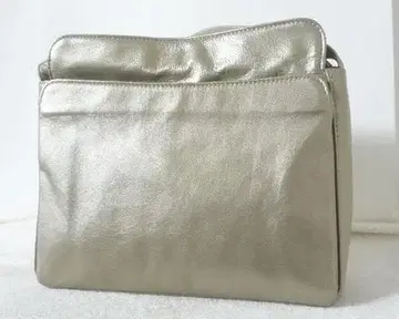 고급 Takano 카마쿠라 타카노 샴페인 골드 계열 사선 숄더백