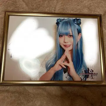 영enn의 앨리스 액자 친필 사인 한마디 포함