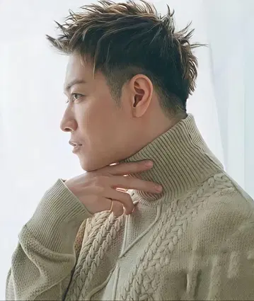 즉시 완판! abyts 하이넥 케이블 니트 사토 타케루 터틀넥 사이즈 4