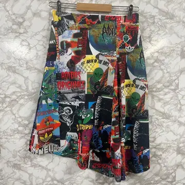 아디다스 레어! adidas 비대칭 그래픽 플레어 스커트 올 패턴