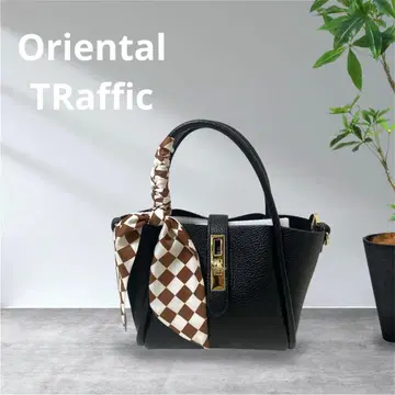 [새상품] 스카프 포함 2WAY 가죽 핸드백 OrientalTRaffic