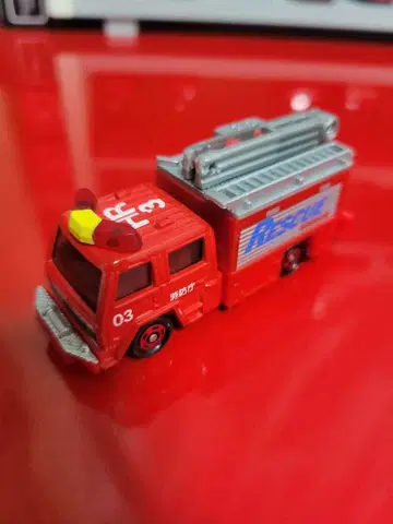 토미카 구조 작업차 HR3