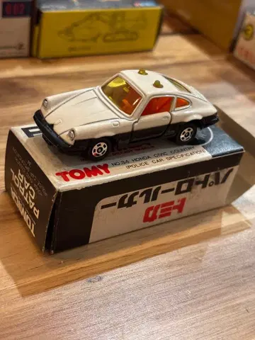 토미카 패트롤카 시빅 포르쉐