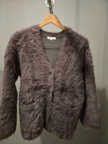 PLST 퍼 느낌 그레이 가디건 M