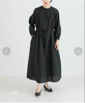 URBAN RESEARCH 크루넥 세미 시어 론 원피스