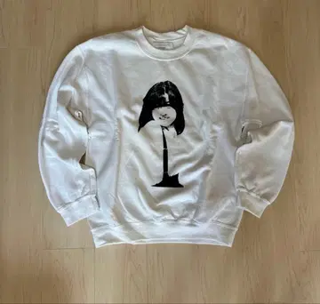 쓰리 블라인드마이스 맨투맨 화이트 세이코짱 마츠다 세이코