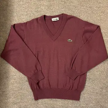 Lacoste 버건디 V넥 스웨터