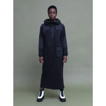 LASUD (라슈드) 이소재 디자인 후드 원피스